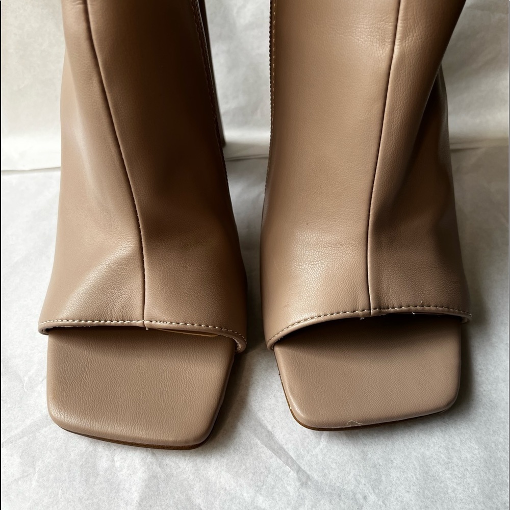 Steve Madden Transfer Block Heel Square Toe Booties Shoes - Picture 10 of 16